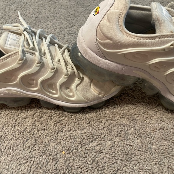 nike vapor max plus - Picture 3 of 7